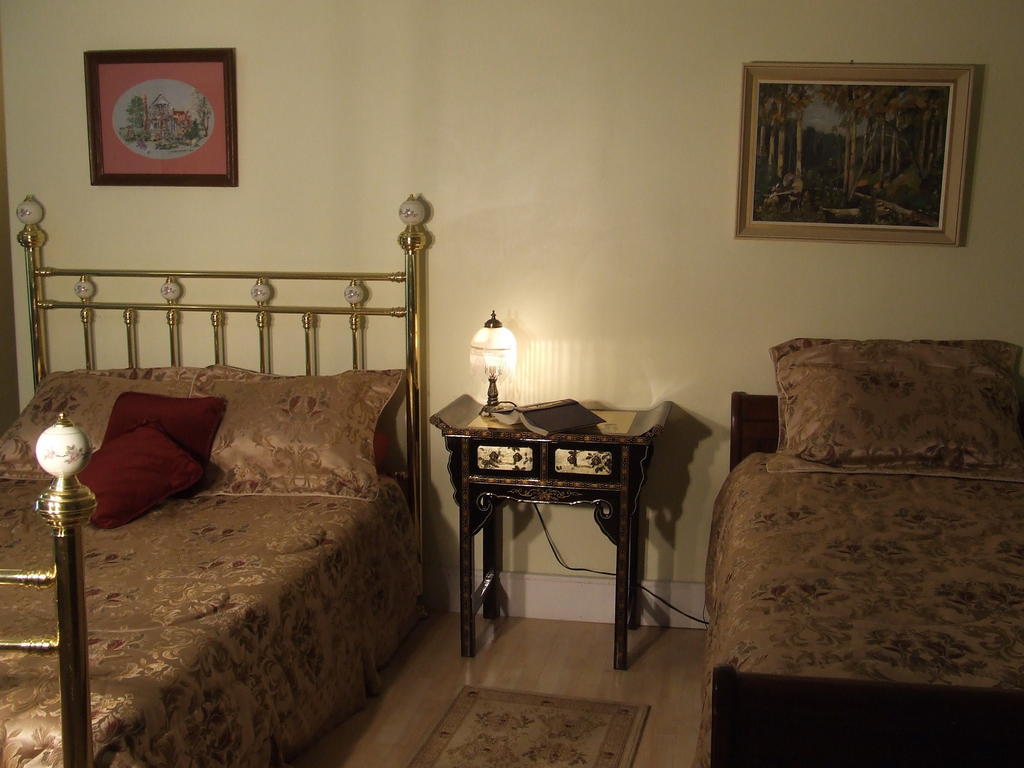 Country Encounters Accommodations Coleman Bilik gambar