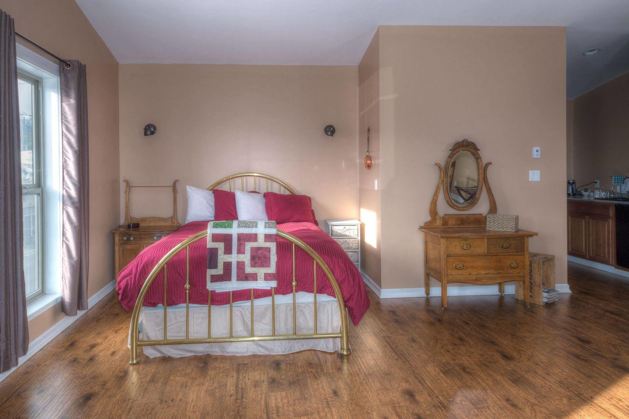 Country Encounters Accommodations Coleman Luaran gambar